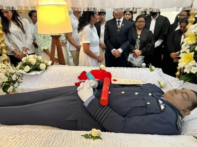 නිර්මාල් සියඹලාපිටිය