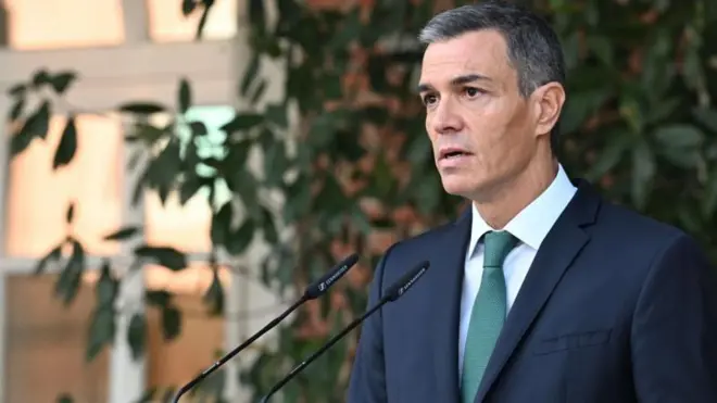 رئيس وزراء إسبانيا بيدرو سانشيز 