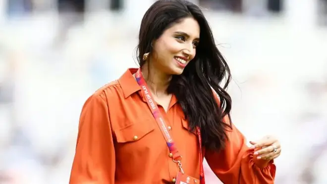 පකිස්තාන ක්රිකට් නිවේදිකාවට ඉන්දියාවෙන් පිටව යන්න සිදුවුයේ ඇයි?