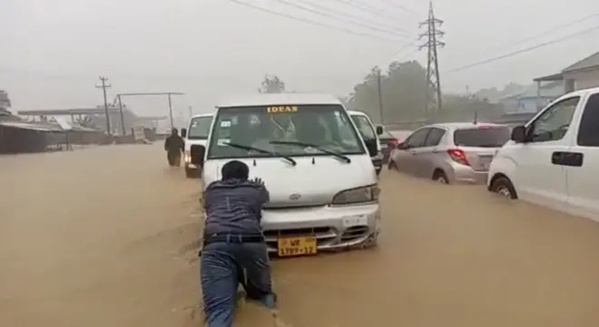 Floods displace thousands of people for Ghana 
