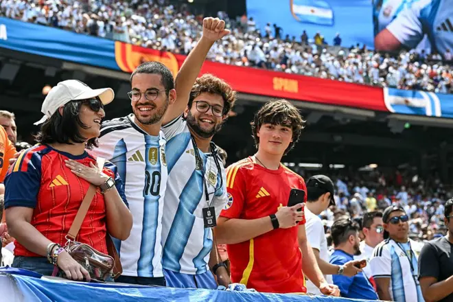 Espanha e Argentina jogo ao vivo