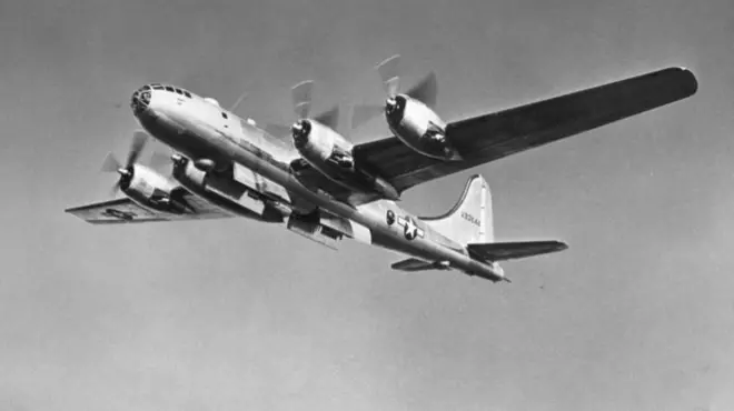 एनोला गे विमान