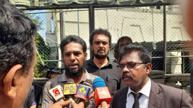 අද පැවැති නඩු විභාගයෙන් පසු නීතිඥ සේනක පෙරේරා සහ සෙල්ලදුරේ යේසුරාසා මාධ්‍යට අදහස් දක්වයි.