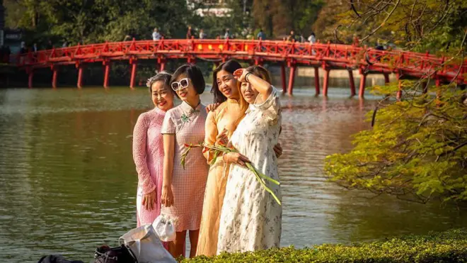 వియత్నాం, పర్యటకులు