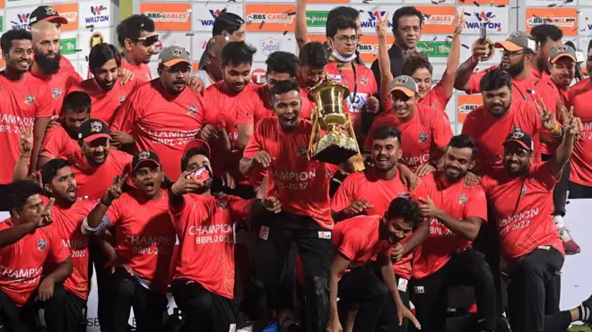 বাংলাদেশ প্রেমিয়ার লীগ নিয়ে আলোচিত পাঁচটি বিতর্ক