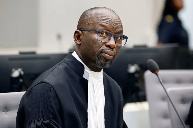 La procureure adjointe de la CPI, Mame Mandiaye Niang, assiste à une audience de la Cour pénale internationale (CPI) dans le cadre du procès de Maxime Jeoffroy Eli Mokom Gawaka, à La Haye, le 22 août 2023.