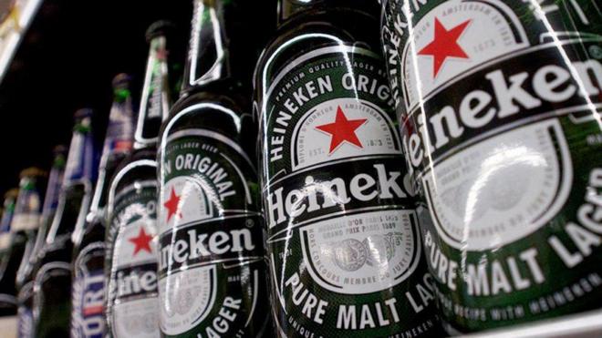 Garrafassite da loterias caixa fora do arcerveja Heineken