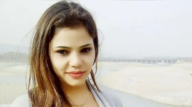 کرتیکا چودھری 