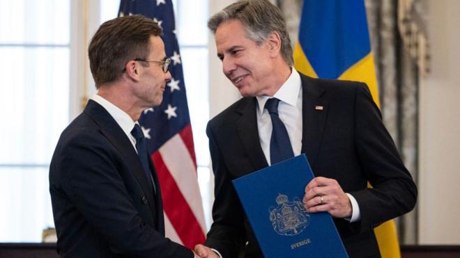 ABD Dışişleri Bakanı Antony Blinken, NATO onay belgelerini İsveç Başbakanı Ulf Kristersson'dan teslim aldı
