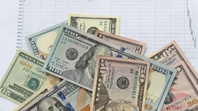 2025 වසරේ අගෝස්තු මාසය වන විට මෙරට සතු දළ නිල සංචිත ප්රමාණය ඇමෙරිකානු ඩොලර් බිලියන 6.2කි.