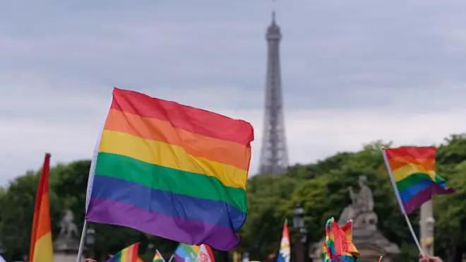 Гей-парад в Париже