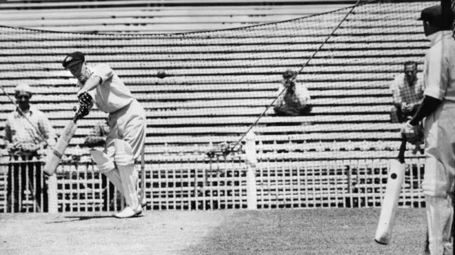 1946-47 में भारतीय क्रिकेट टीम ने ऑस्ट्रेलिया का दौरा किया था