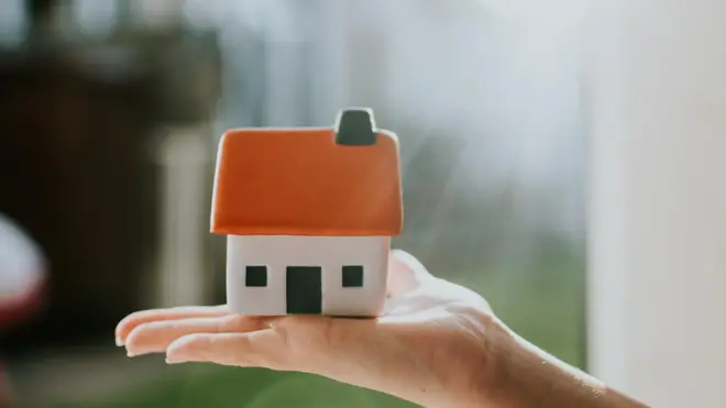 घराचा फोटो