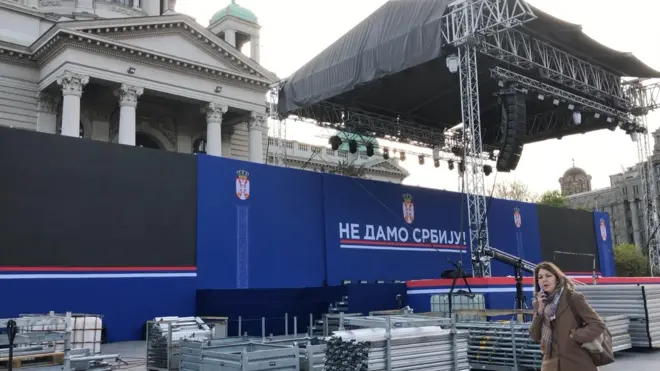 Štandovi, šatori i hrana: Pripreme za sabor „Ne damo Srbiju“