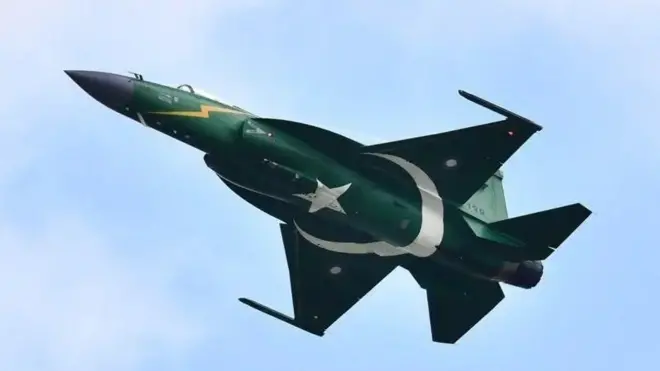 பாகிஸ்தான் வங்கதேசம்