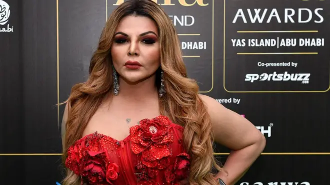 راکھی ساونت