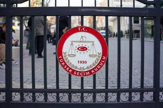 YSK girişi 