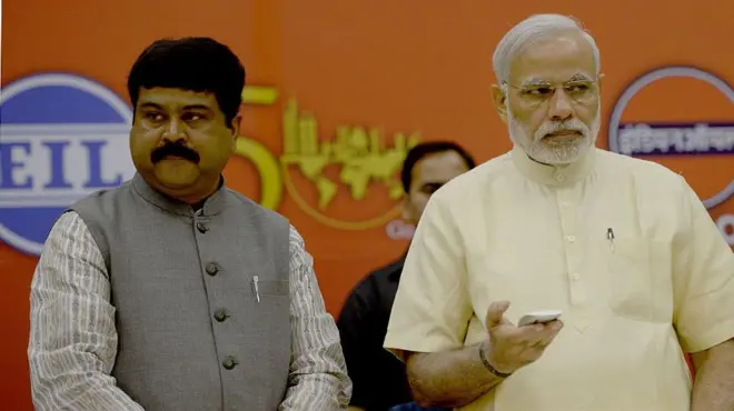 पंतप्रधान नरेंद्र मोदी, केंद्रीय शिक्षणमंत्री धर्मेंद्र प्रधान (फाईल फोटो)