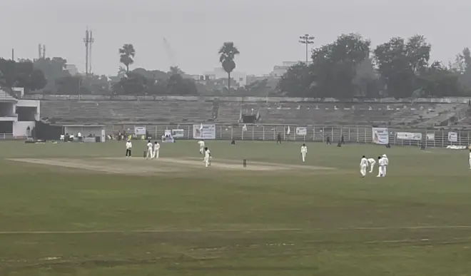 मुंबई के ख़िलाफ़ बिहार की दो टीमें रणजी का मैच खेलने पहुँची थीं.