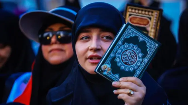 ডেনমার্কে কোরআন পোড়ানোর নিন্দা জানিয়ে ইরাকের রাজধানী বাগদাদে বিক্ষোভ। ছবিটি গত ২২শে জুলাই তোলা।