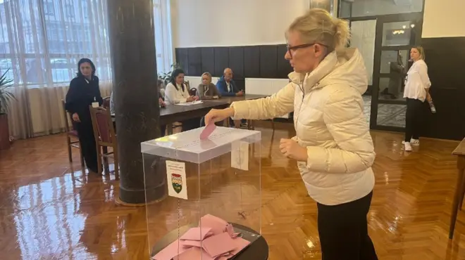 Glasanje u Lučanima, koji su jedno od deset mesta, gde se održavaju lokalni izbori 29. marta