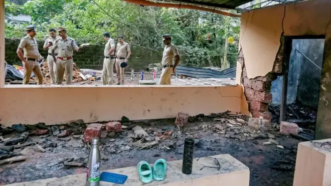 वो जगह जहां पटाखे रखे हुए थे. 