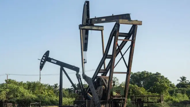 எண்ணெய் எப்போது கண்டுபிடிக்கப்பட்டது? அதன் வரலாறு என்ன?