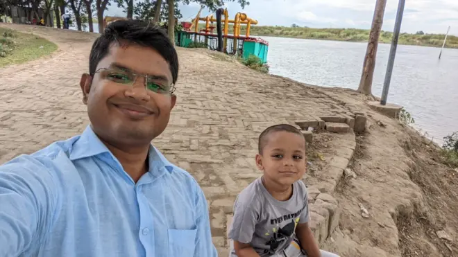 ছেলে আয়ান আহমেদের সাথে বাবা শামীম আহমেদ