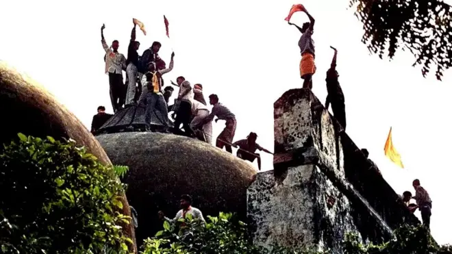 ایودھیا، بابری مسجد، انہدام