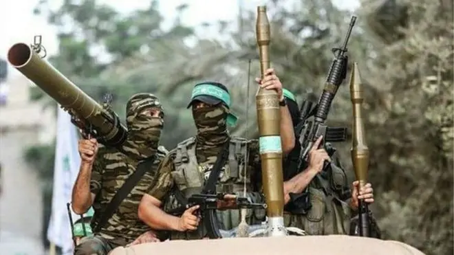 حرب غزة: ما هي أسلحة حماس الجديدة التي تمكنها من المواجهة حتى الآن؟