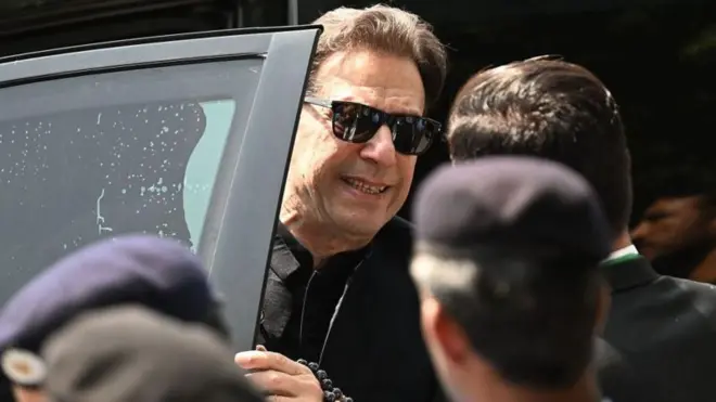 इमरान ख़ान