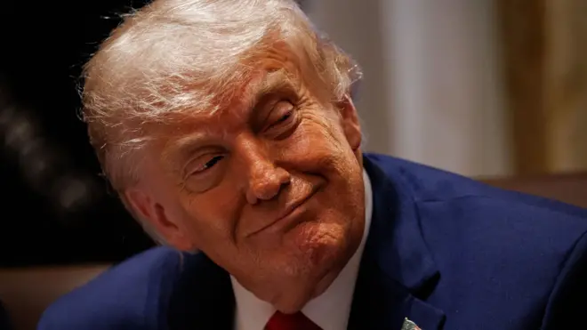 الرئيس الأمريكي دونالد ترامب.