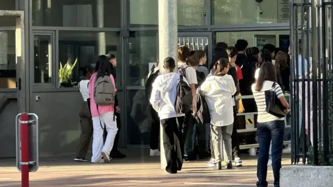 Fransa'da okullar 4 Eylül'de açıldı