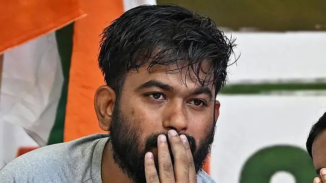 अभिजीत दीपके