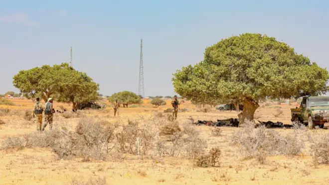 Khasaare lixaad leh ayay dhaliyeen dagaallada iyo duqeymaha gobolladaasi ka dhacay, waxaana meelaha qaar wali lagu arkayaa maydad yaalla