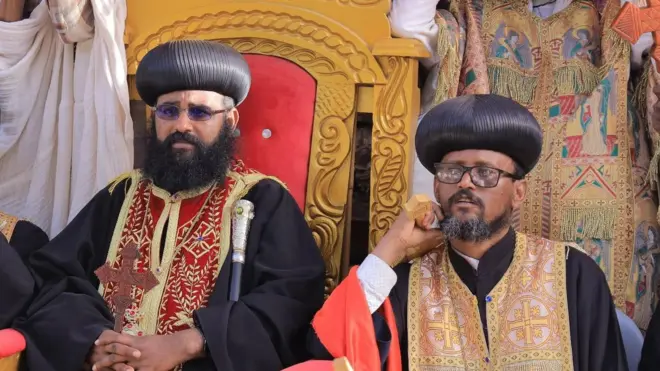 ብፁዕ አቡነ ናትናኤል እና ብፁዕ አቡነ አረጋዊ