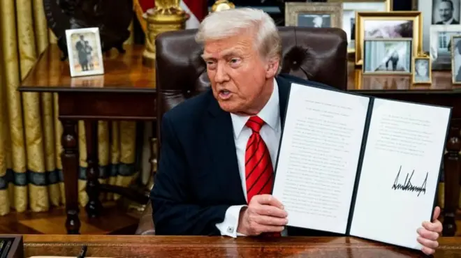 अमेरिकेचे राष्ट्राध्यक्ष डोनाल्ड ट्रम्प