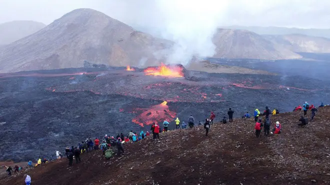 అగ్నిపర్వతం 
