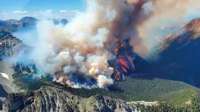 лесной пожар в Канаде