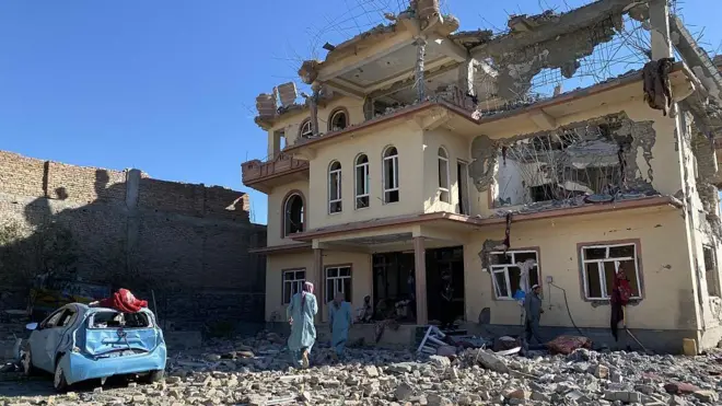 افغانستان پر پاکستان کا حملہ