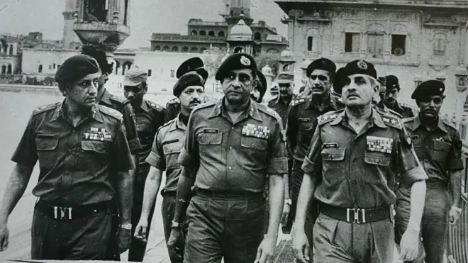 జనరల్ సుందర్‌జీ, ఆపరేషన్ బ్లూ స్టార్, పోఖ్రాన్, ఆర్మీ 