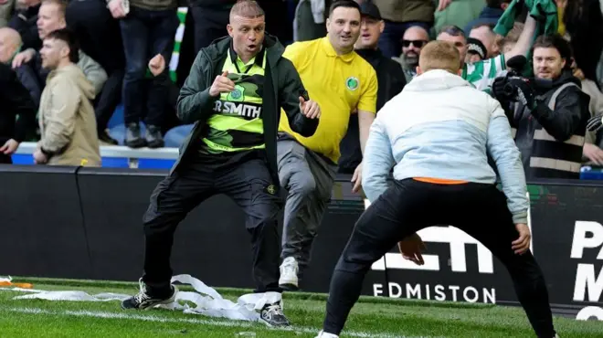 туча навијача глазгов ренџерса и селтика