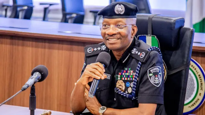 Ọga ọlọpaa Egbẹtokun to n fipo silẹ.