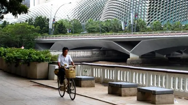 Although far fewer species were found in cities, the authors said it was wrong to view them as urban deserts