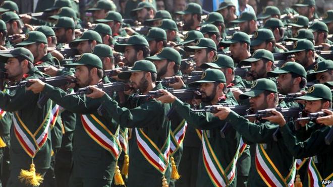 Iranian Revolutionary Guards at a military parade in Tehran (22 September 2013)