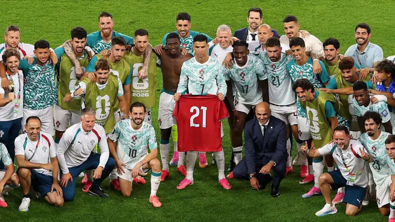 «Queremos ganar el Mundial para él»: cómo el recuerdo de Diogo Jota, el jugador que murió en un accidente automovilístico, inspira a Portugal «Queremos ganar el Mundial para él»: cómo el recuerdo de Diogo Jota, el jugador que murió en un accidente automovilístico, inspira a Portugal