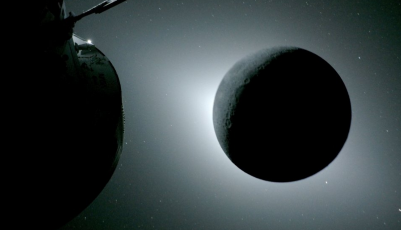 Un eclipse solar y una puesta de Tierra: las espectaculares imágenes del sobrevuelo lunar de la tripulación de Artemis II