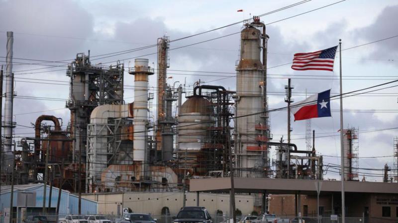 Cuánto depende México del gas de Texas y cómo Sheinbaum busca la "independencia" con el polémico fracking