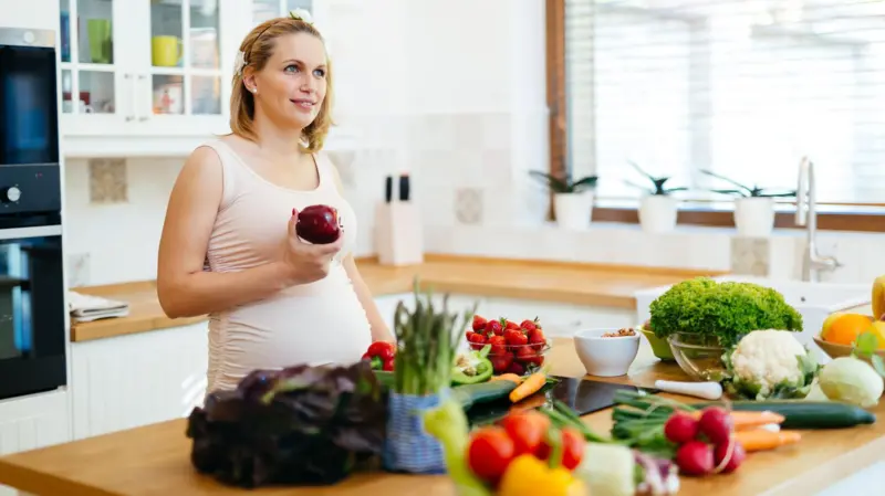 La influencia de la nutrición materna en la salud bucal del bebé