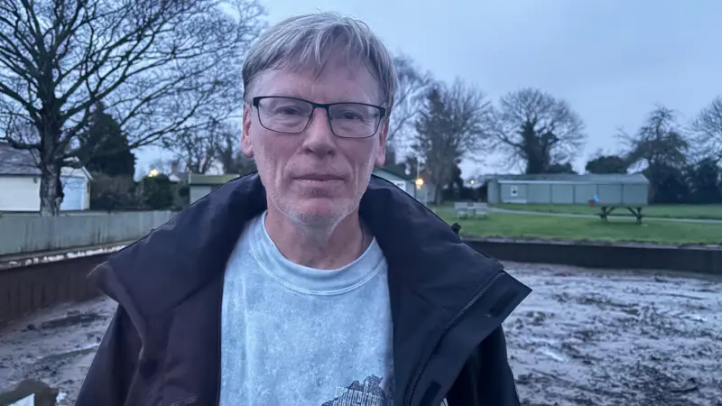Navegantes varados durante Navidad tras el colapso del canal